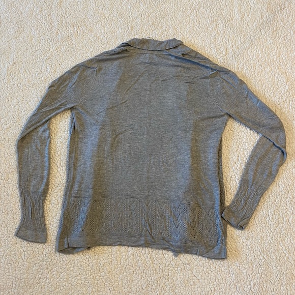 Skies are Blue Gray Lightweight Womens Cardigan Sweater Size Large - Picture 2 of 3